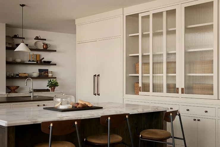 Reeded glass cabinet doors