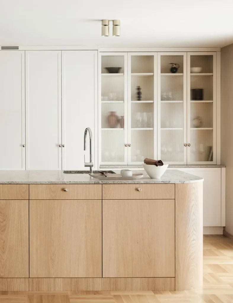 Country kitchen with kitchen island2