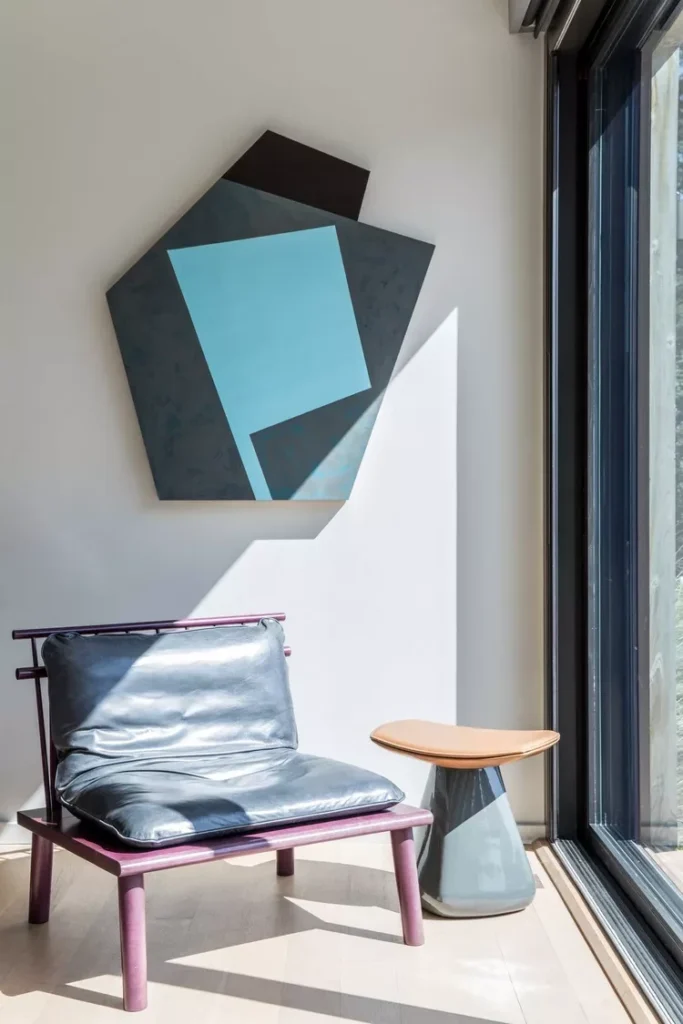 Industrial style living rooms 8 tyler karu overlook c0f28fca597f4d3f98fa9659f237a7e1